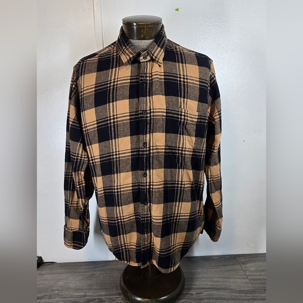 J Crew Flannel Shirt Mens 2XL Brown And Black Plaid Long Sleeve Button Up Pocket